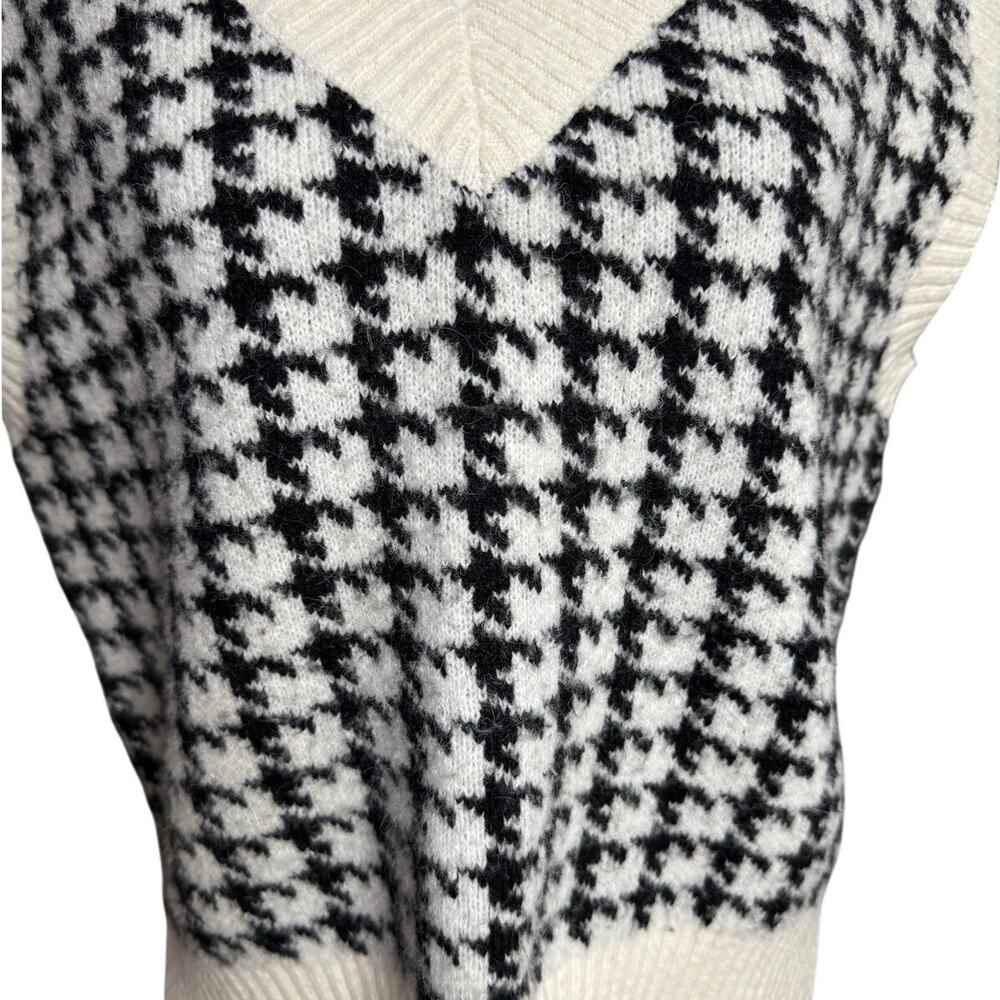 Pink Lily Black White Houndstooth Sweater Vest Preppy Academia Small - Picture 4 of 10